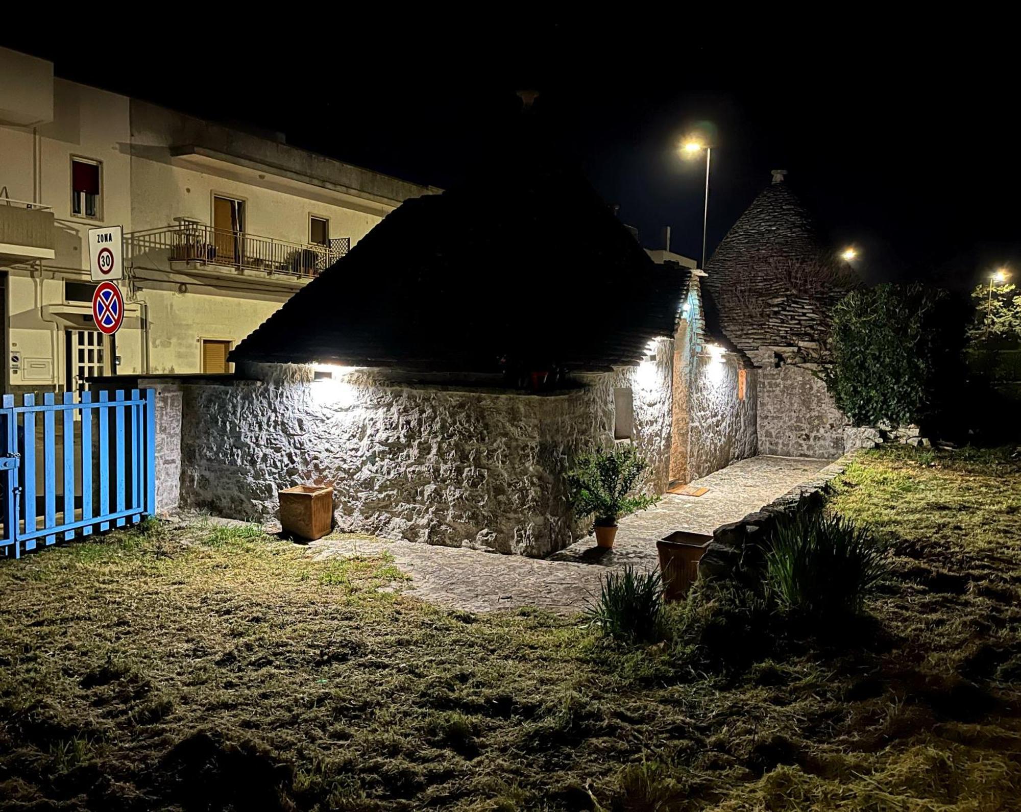 Вилла Trullo Liliana Альберобелло Экстерьер фото