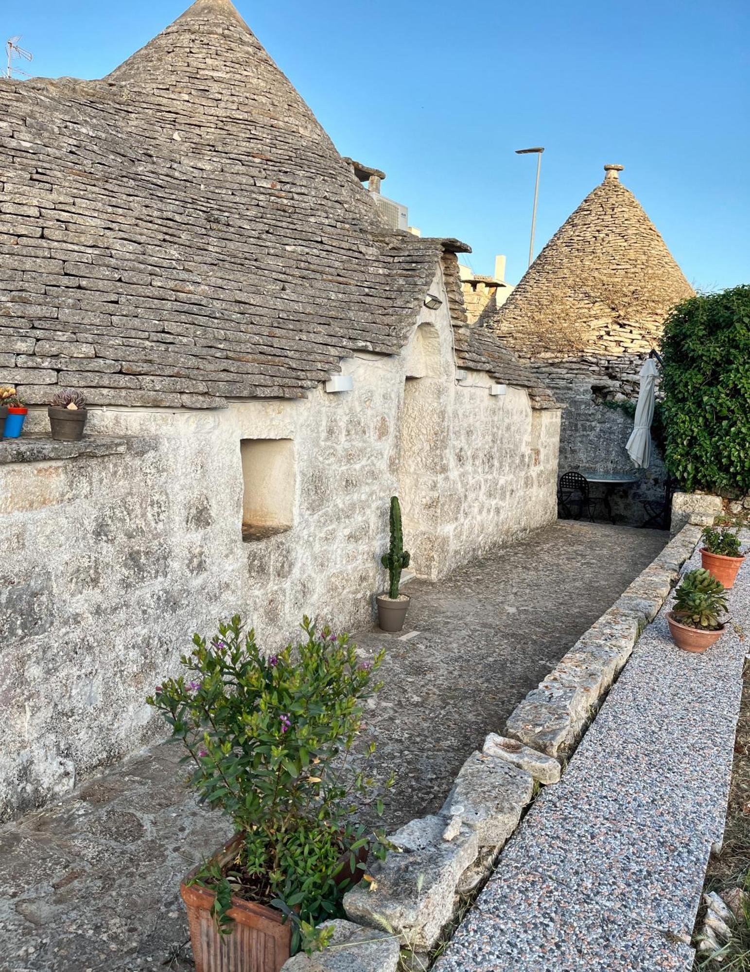 Вилла Trullo Liliana Альберобелло Экстерьер фото